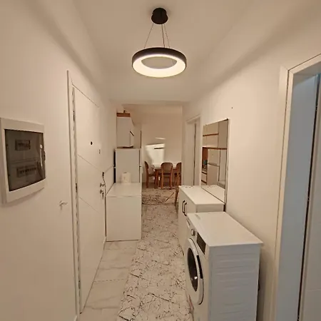 Amir Apartmán *